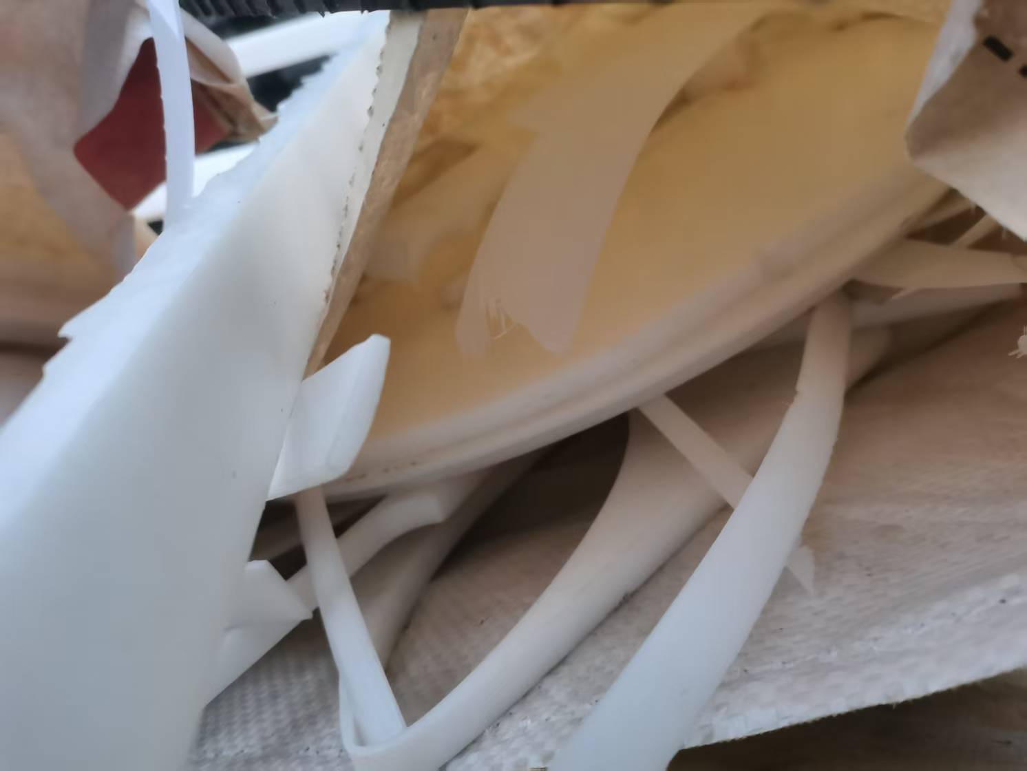 无锡UPE料块回收|无锡UPE废塑料回收|无锡UPE刨花回收